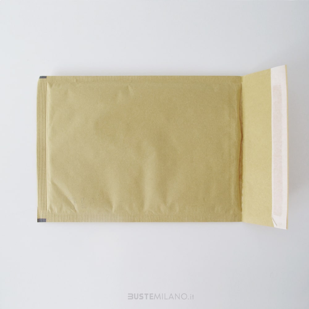 buste-imbottite-avana-neutre-aperta-bustemilano